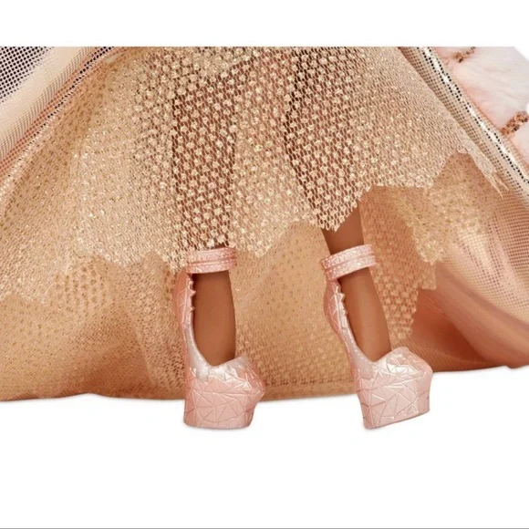 New in box LoL collectible doll NYC new year 2021 doll with accessories - Picture 7 of 8